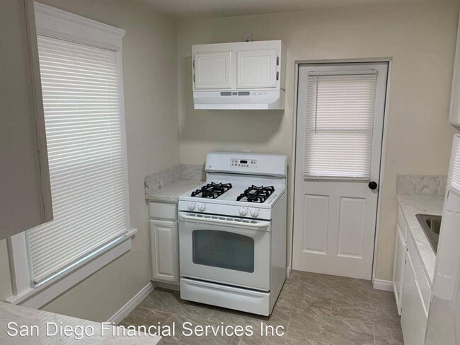 Building Photo - 2 br, 1 bath House - 2883 Webster Ave.