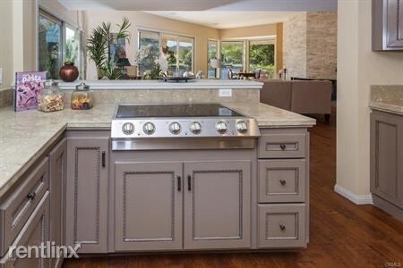 Foto del edificio - 32250 Oakshore Dr