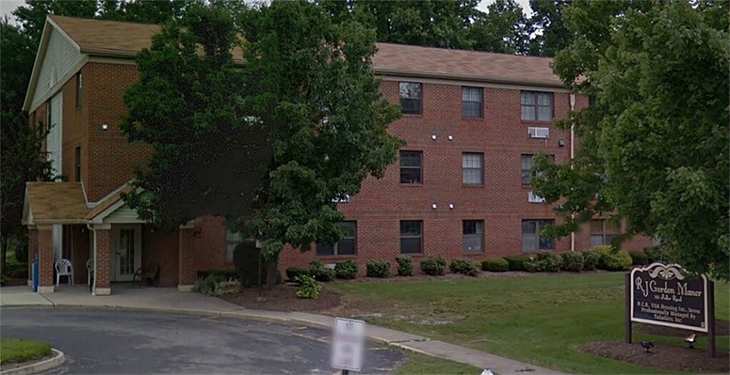 Primary Photo - 511 Fuller Rd