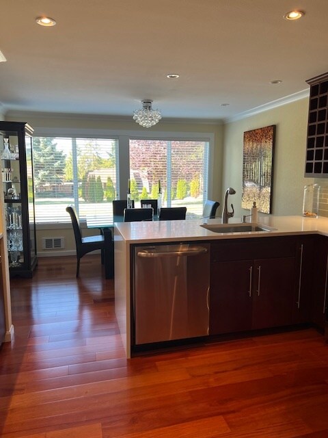 Foto del edificio - 11120 NE 68th St
