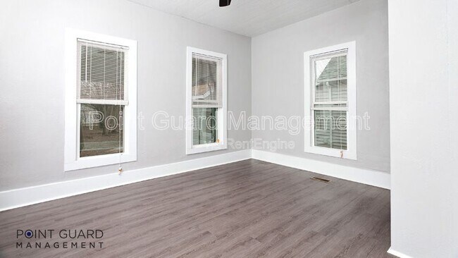 Foto del edificio - 226 S Millwood Ave
