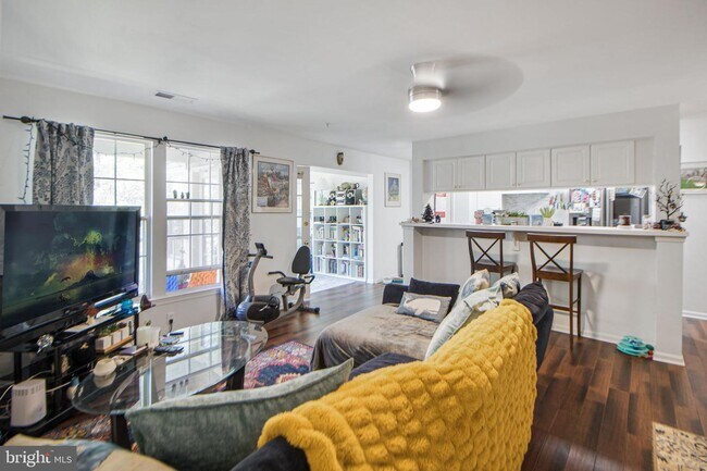 Building Photo - 13103 Briarcliff Terrace