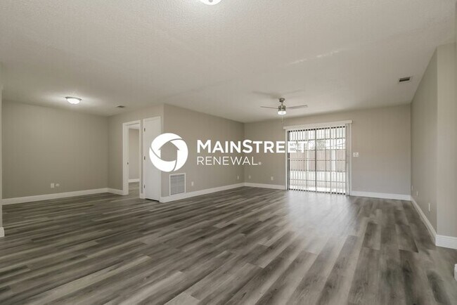 Foto del edificio - 3 Bedroom Pet-Friendly Home in COCOA, FL with Main Street Renewal