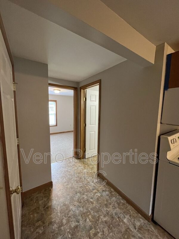 Foto del edificio - 12 Gas Plant Rd