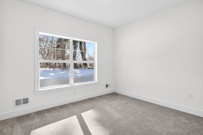 Building Photo - Hemlock Manor 55+ Independent Living
