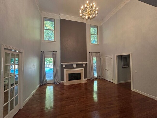 Foto del edificio - 2752 Berkeley Dr