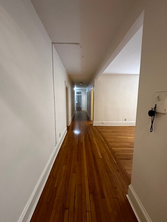 Foto del edificio - 75 Longwood Ave