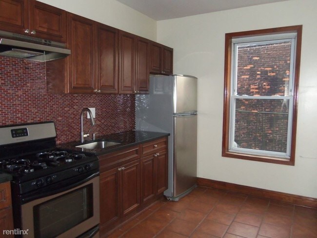 Foto del edificio - 846 Saint Johns Pl