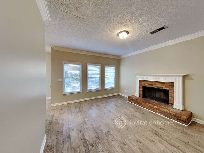 Foto del edificio - 1129 Cool Springs Dr