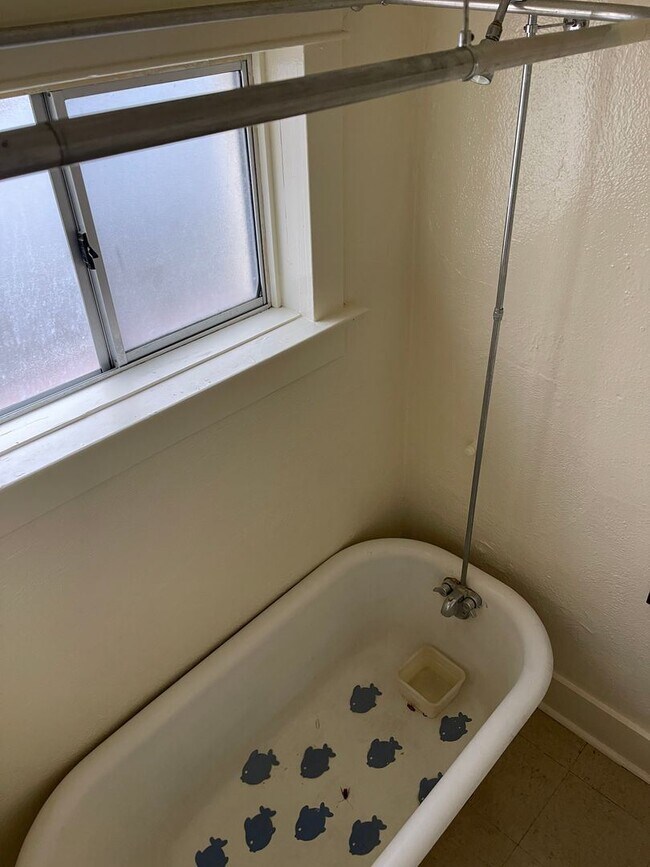 Foto del edificio - 1 br, 1 bath House - 385 3rd Avenue #1