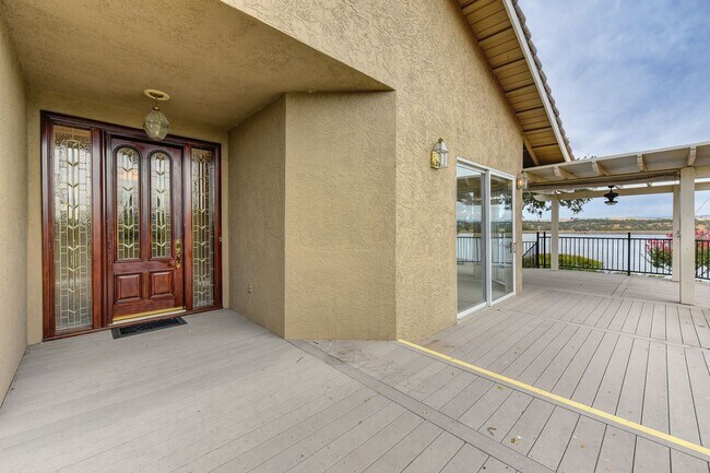 Building Photo - Amazing Rancho Murieta 3bd/2ba Townhouse w...