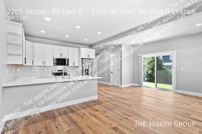 Foto del edificio - 2205 DeJong Dr