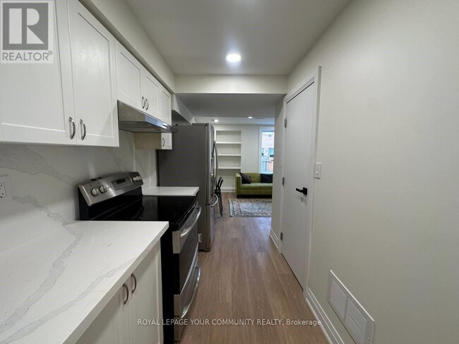 Building Photo - 397 Marble Pl