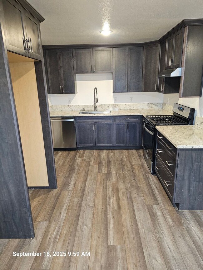 Foto del edificio - 4347 W Monte Vista Ave