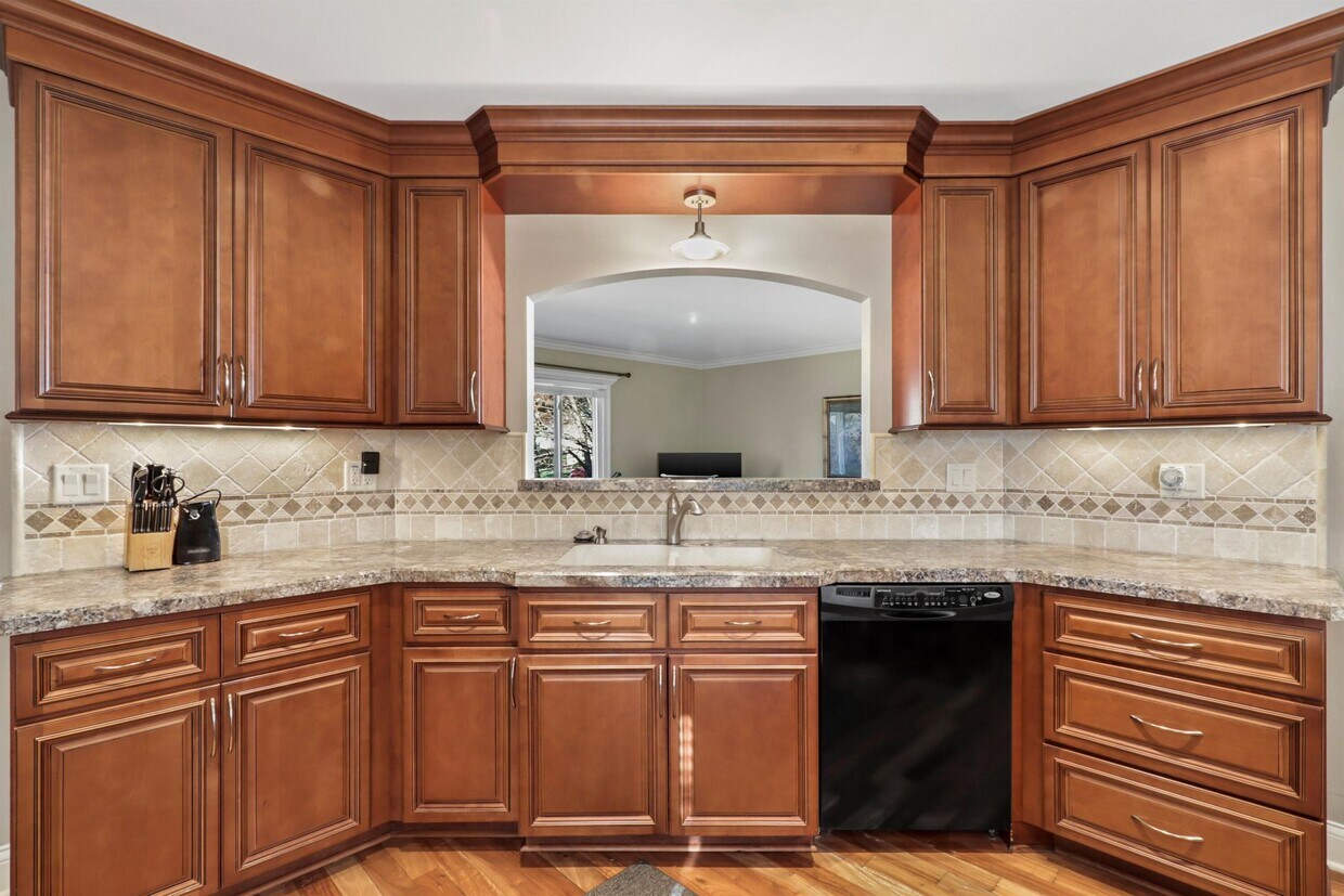 Foto del edificio - 7420 W Crawford Ave