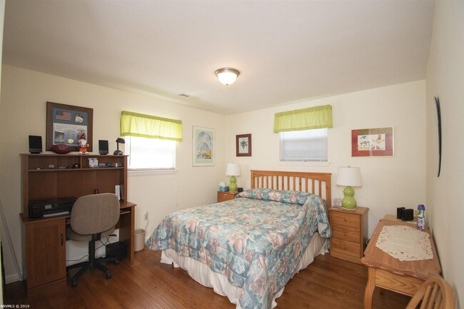 Building Photo - 2 Bed Apartment in Blacksburg With Some Utilities Included