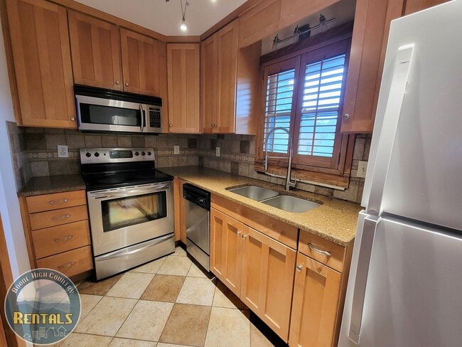 Building Photo - 2bd/1ba Condo Right Next To ASU Campus