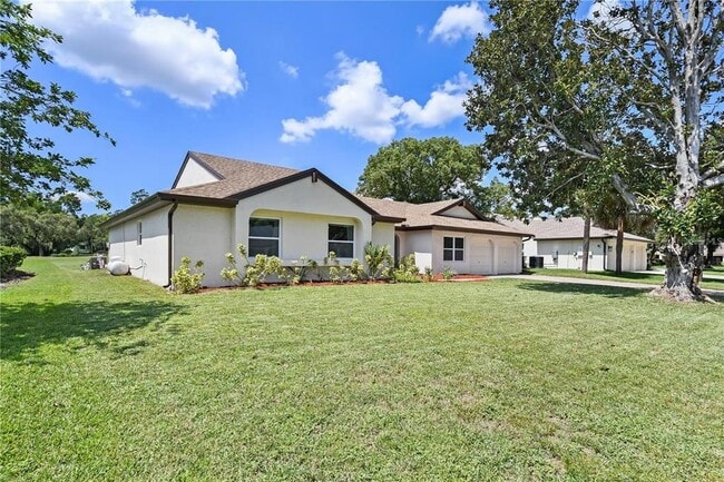 Building Photo - 7037 Edgeworth Dr