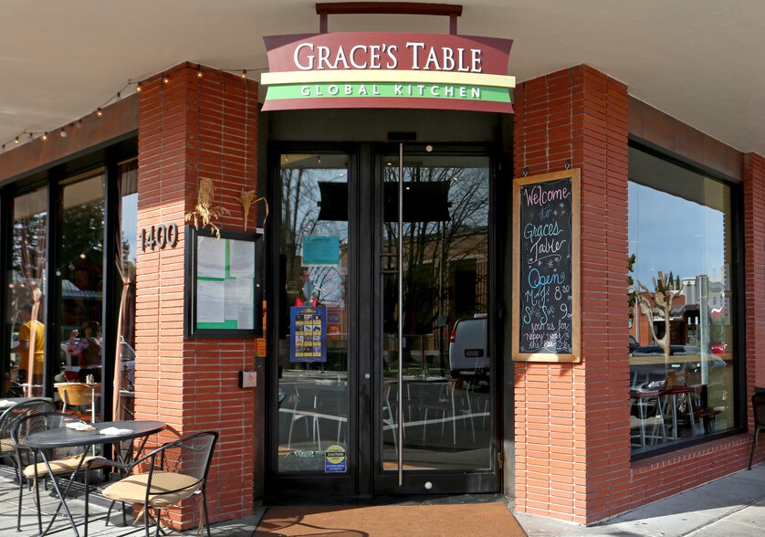 Rohlffs Manor Senior Apartments Rentals Napa, CA