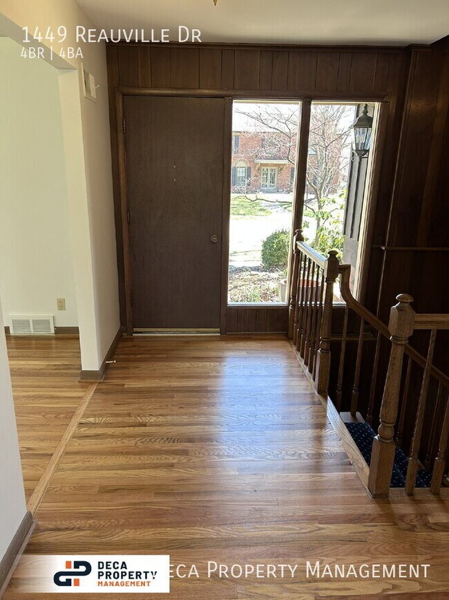 Foto del edificio - 1449 Reauville Dr