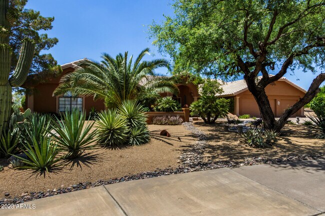 Building Photo - 25012 N Vado Ct