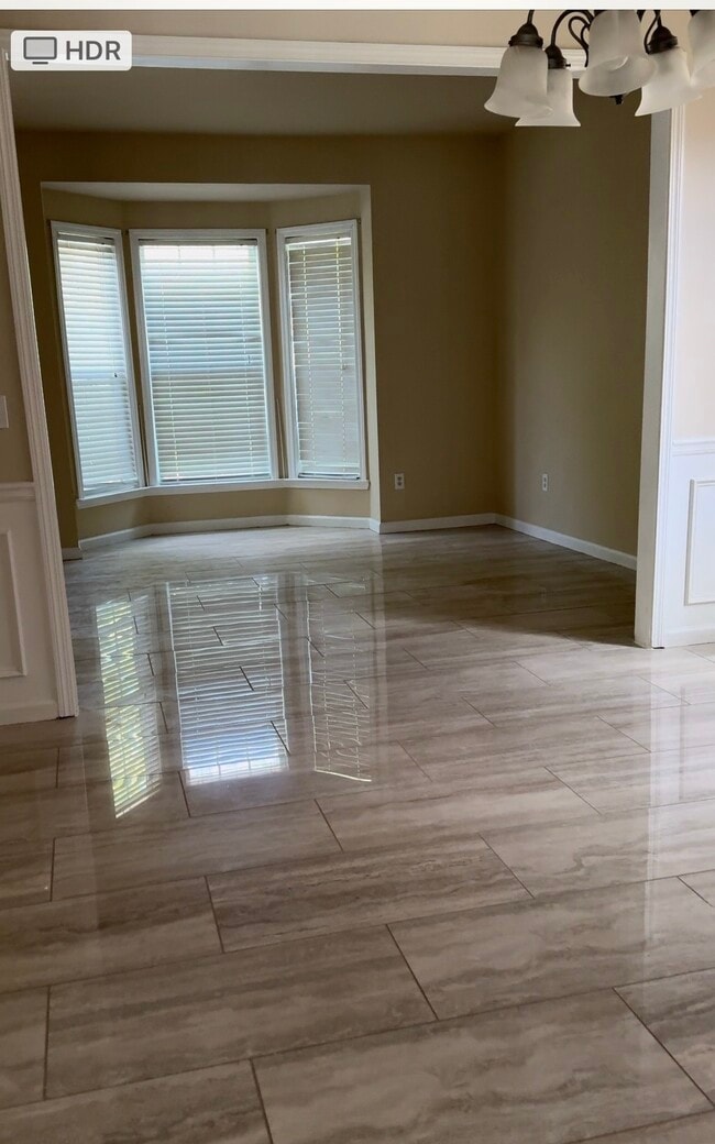 Building Photo - 77 Stallion Way