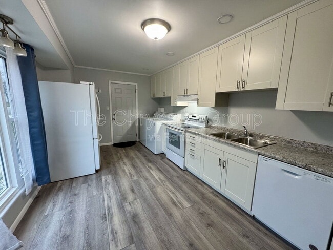 Building Photo - 1711 Wright St