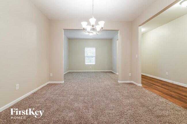Building Photo - 814 Castilla Way
