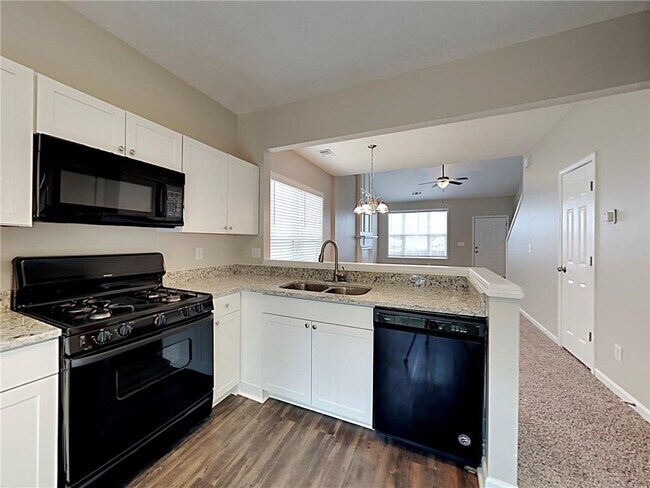 Building Photo - 1621 Heyford Cir NW