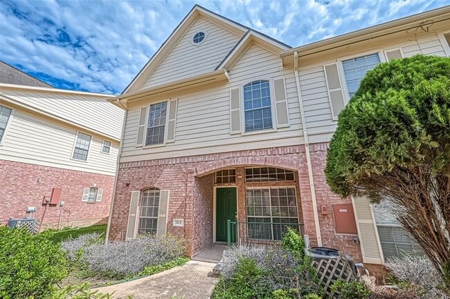 Building Photo - 2710 Grants Lake Blvd