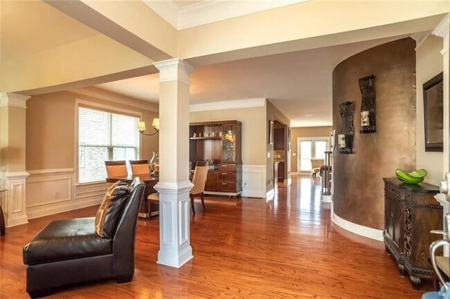Building Photo - 3485 Dalwood Dr