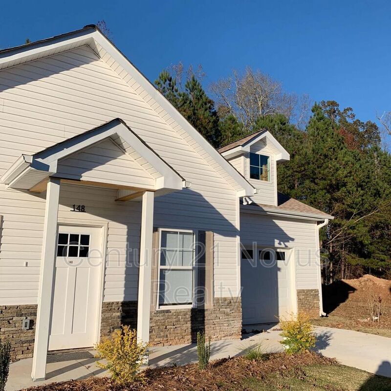 148 Crest Pointe, Bremen, GA 30110 Townhouse for Rent in Bremen, GA