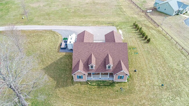 Building Photo - 8 Batchelder Rd