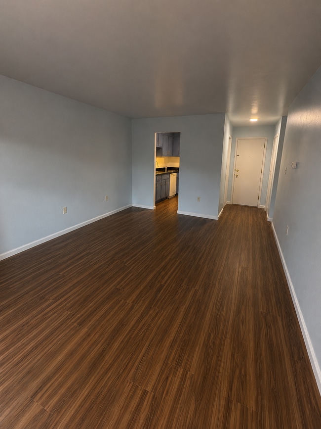 Building Photo - 2109 Cedar Run Dr