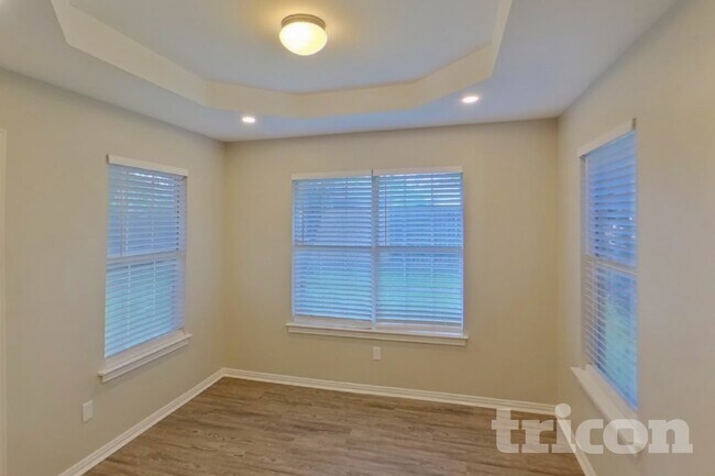Foto del edificio - 1012 Brookhaven Dr