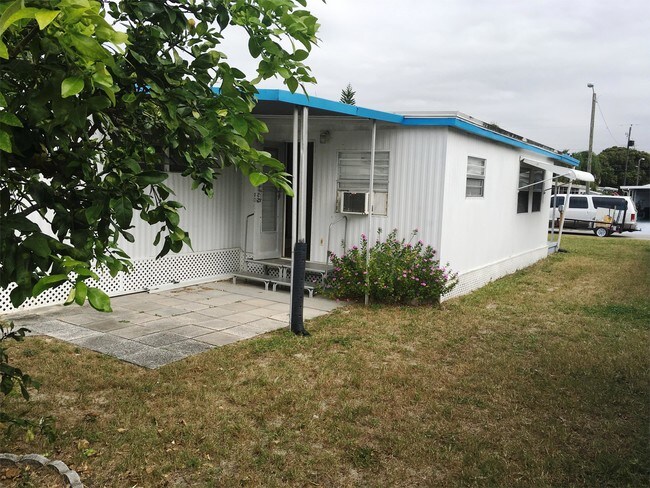Building Photo - 2023 Kepner Dr