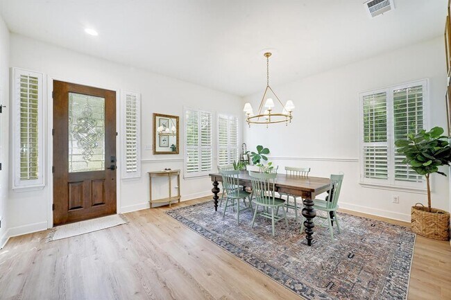 Foto del edificio - 7721 Haggans Ln