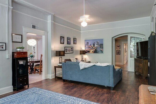 Foto del edificio - 34 Muscogee Ave NW