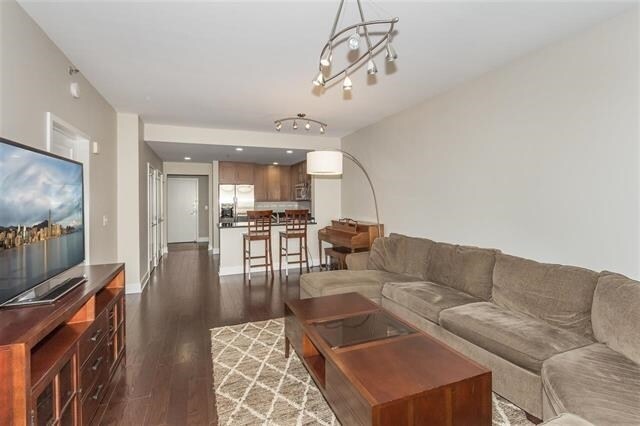 Foto del edificio - 1125 Maxwell Ln