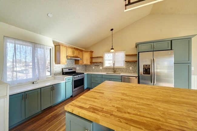 Foto del edificio - 4450 McGrew Cir