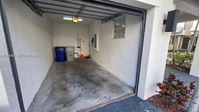 Foto del edificio - 111 SE 7th Ave