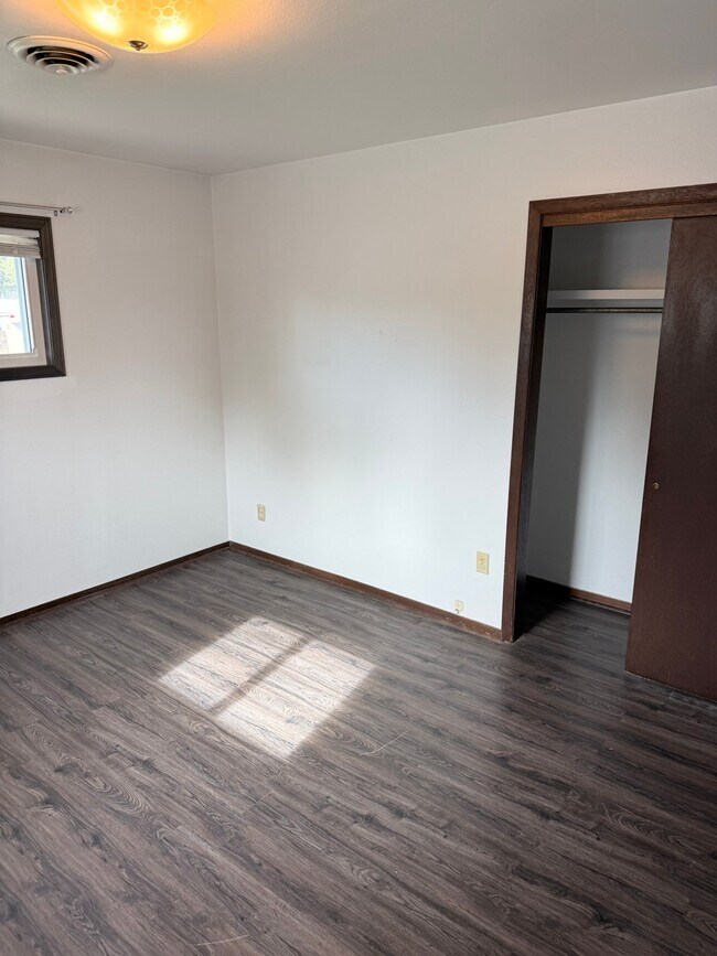 Foto del edificio - 840 N Colorado St