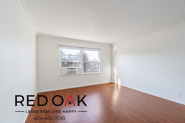 Foto del edificio - ~$300 OFF Each Month~ Sun-Drenched Two Bed...