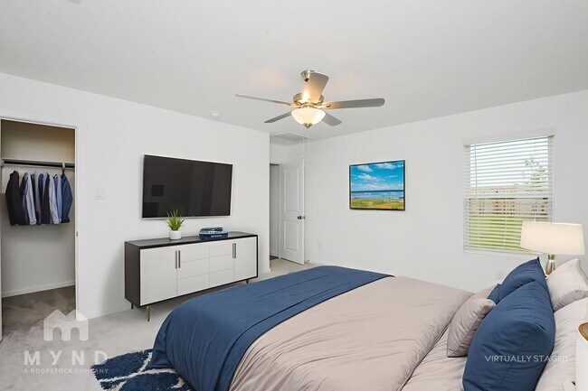 Foto del edificio - 2740 Mistwood Dr