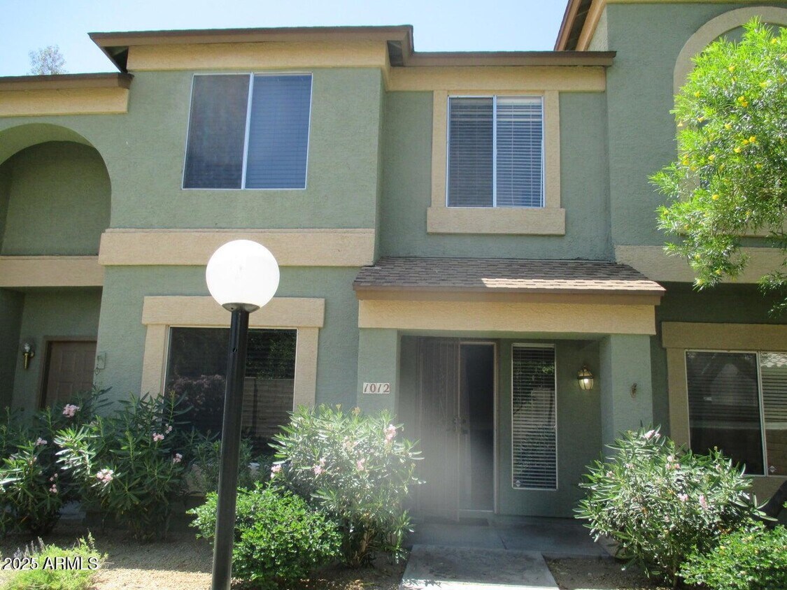 Foto principal - 4114 E Union Hills Dr