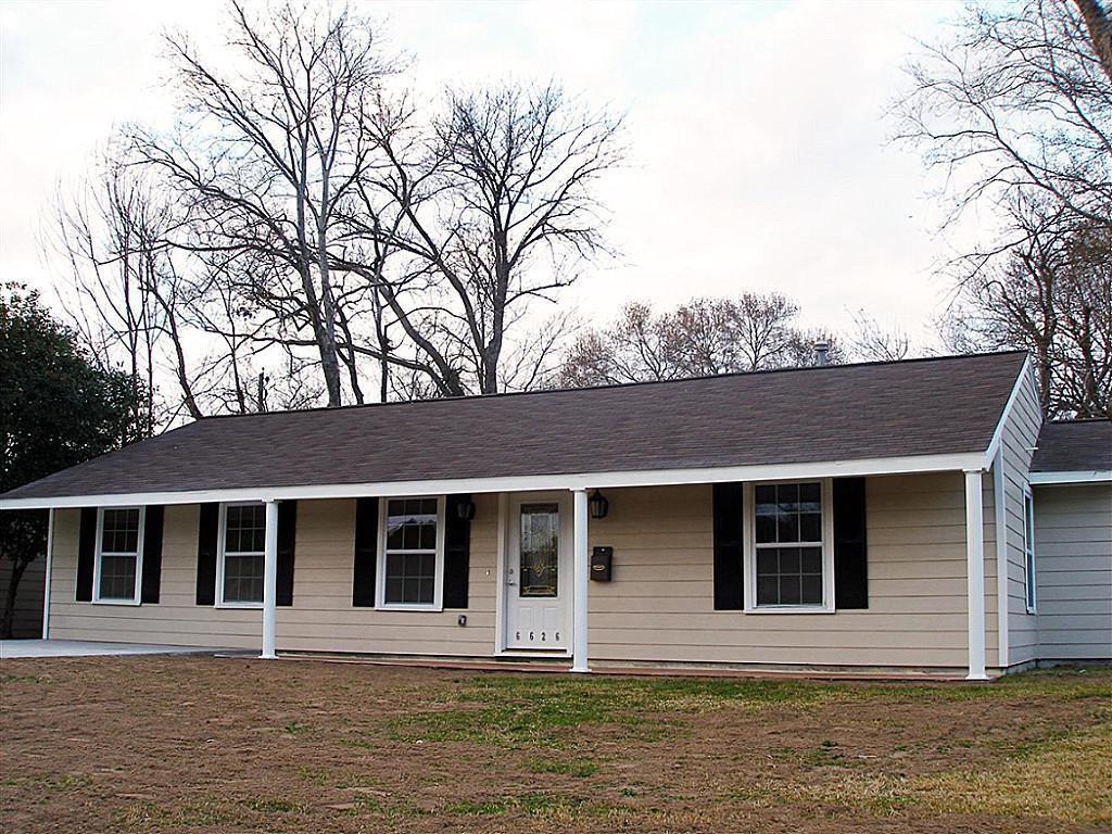 Foto principal - 6626 Corbin St