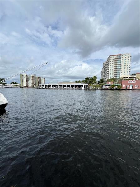 Foto del edificio - 3111 NE 29th St