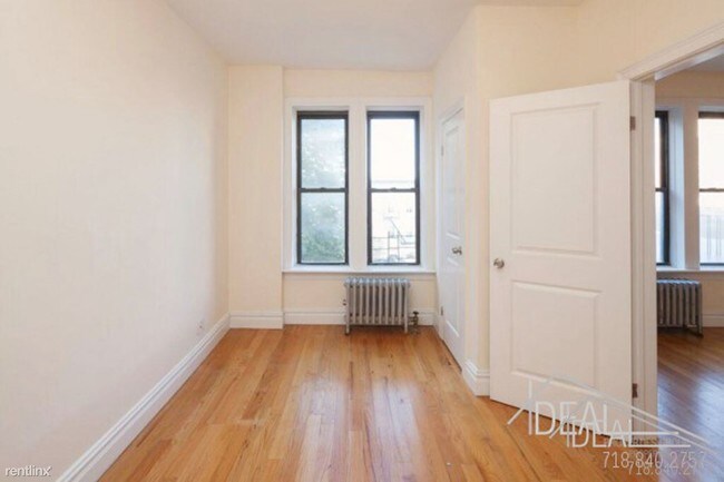 Building Photo - 296 14th St