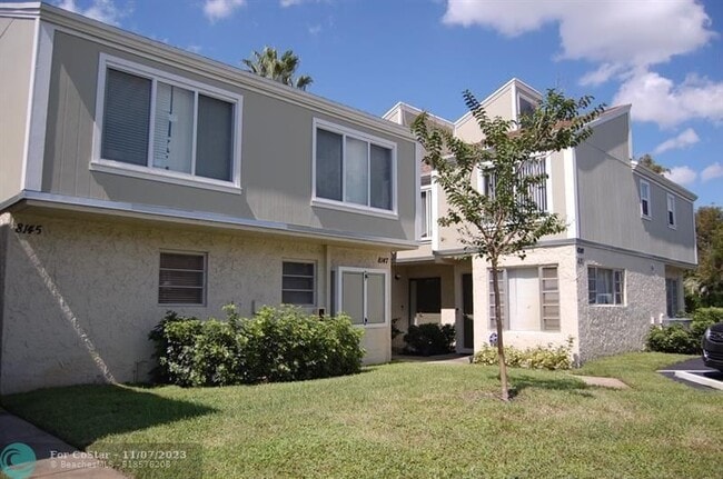 Foto del edificio - 8131 Lagos De Campo Blvd