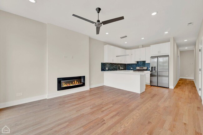 Foto del edificio - 4611 S St Lawrence Ave